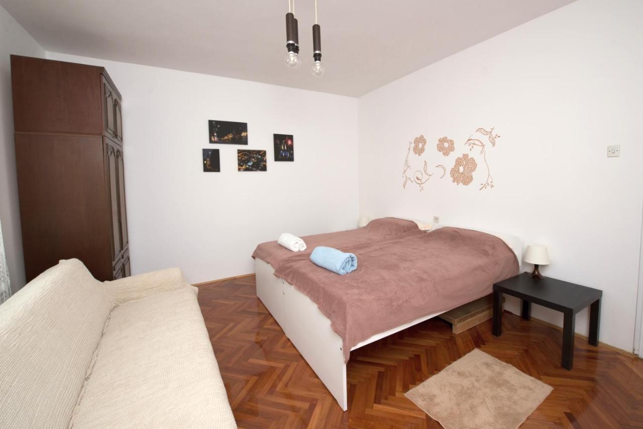 Appartement House Of Tea à Bjelovar Extérieur photo